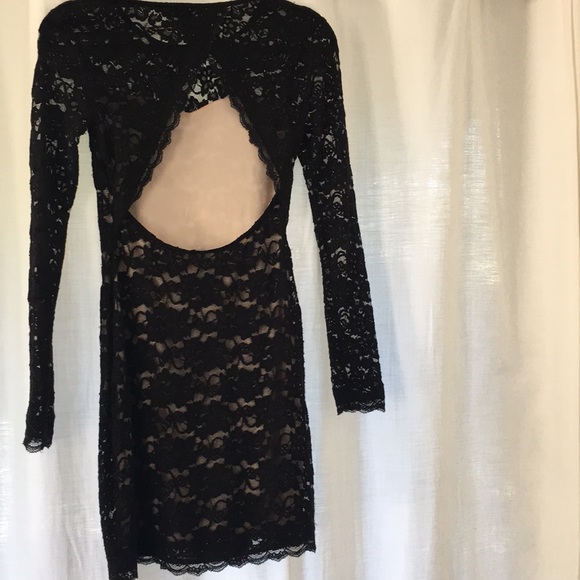 Express Dresses & Skirts - Express lace open back dress
